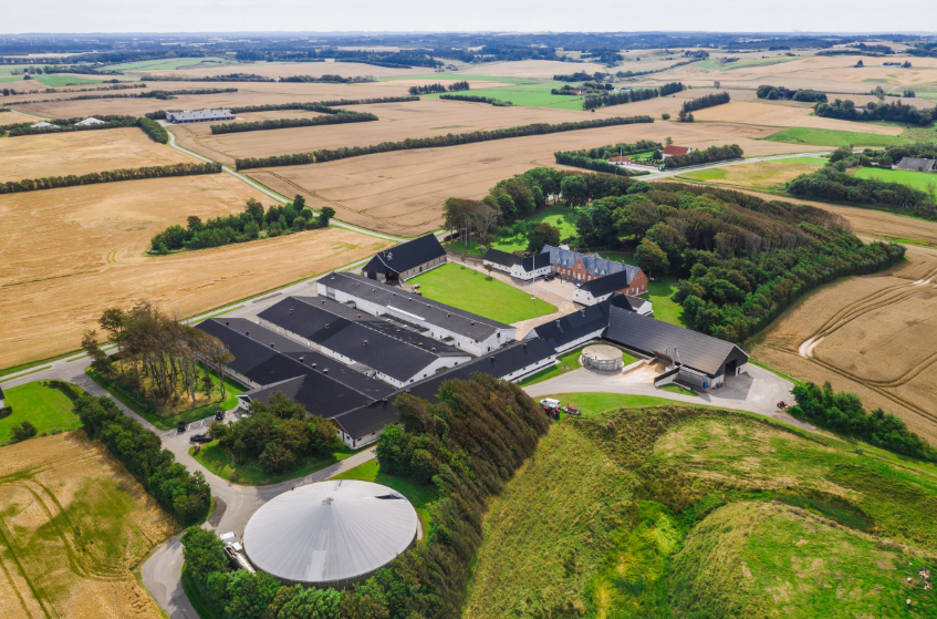 Asdal Hovedgård, Denmark